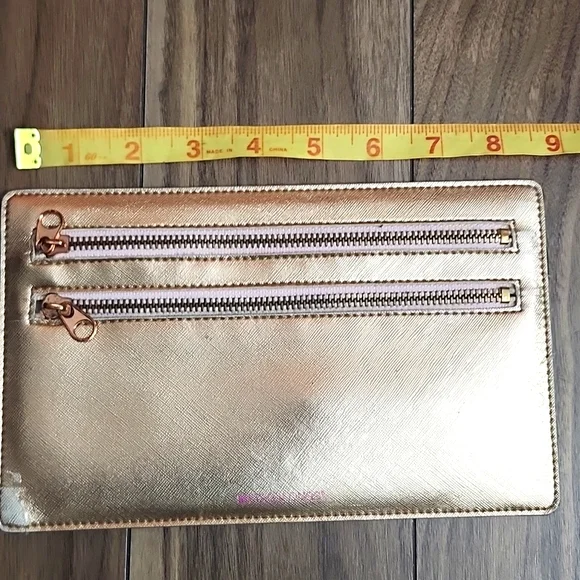 Free With Purchase, Flat Thin Gold Wallet, Clummm, 9"X5" - Picture 8 of 11